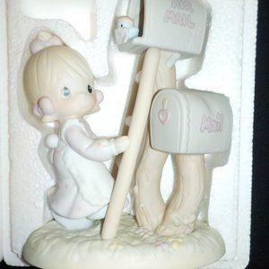 PRECIOUS MOMENTS "GOOD NEWS IS SO UPLIFTING" PORCELAIN FIGURINE ENESCO #523615